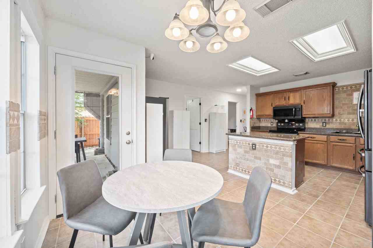 Fairfield Drive - Photo 2 of 27