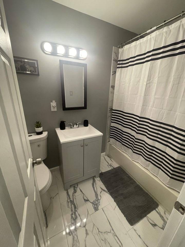 N 12th St - Photo 4 of 10