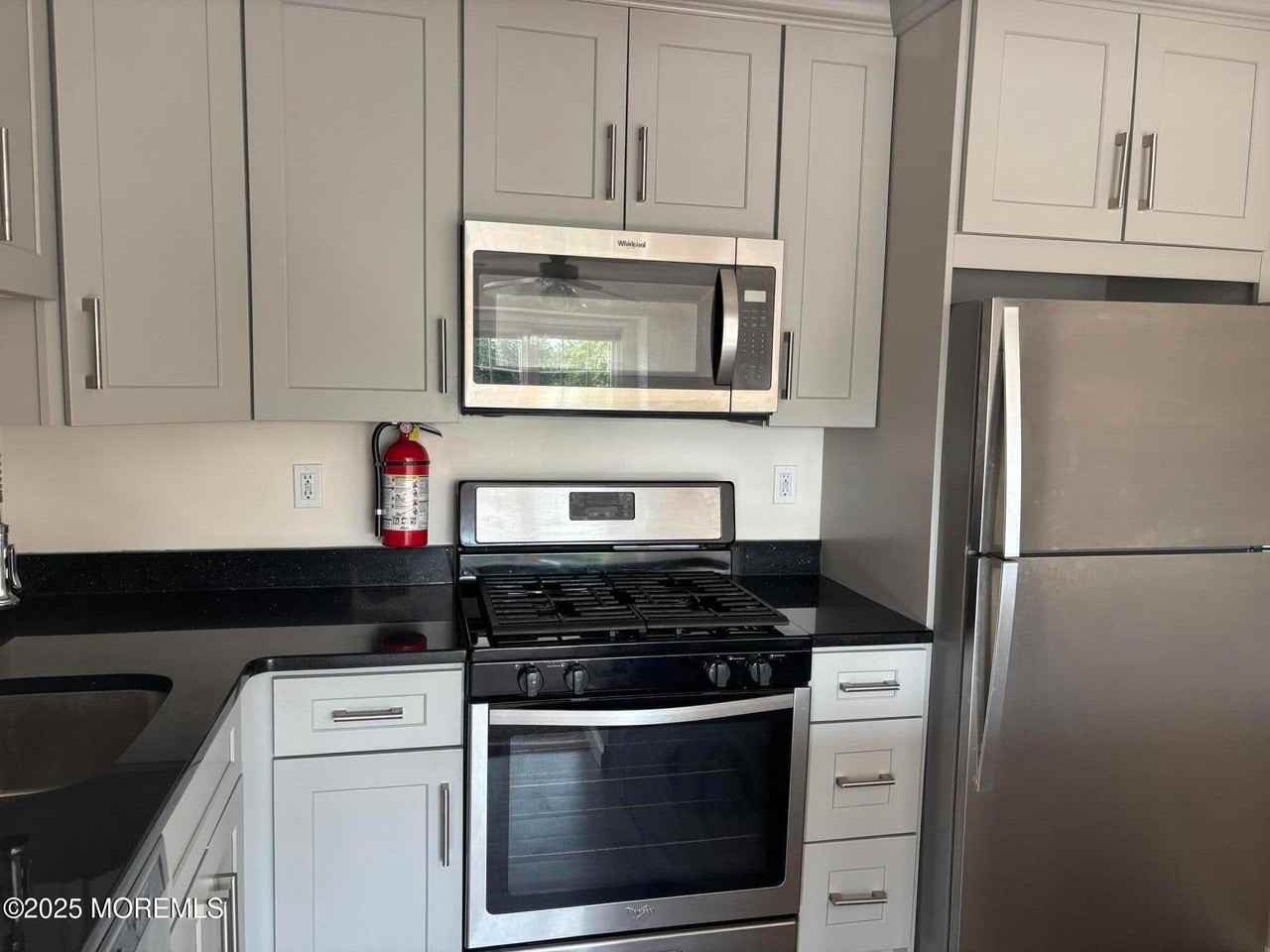 62 Briarwood Ct - Photo 4 of 19