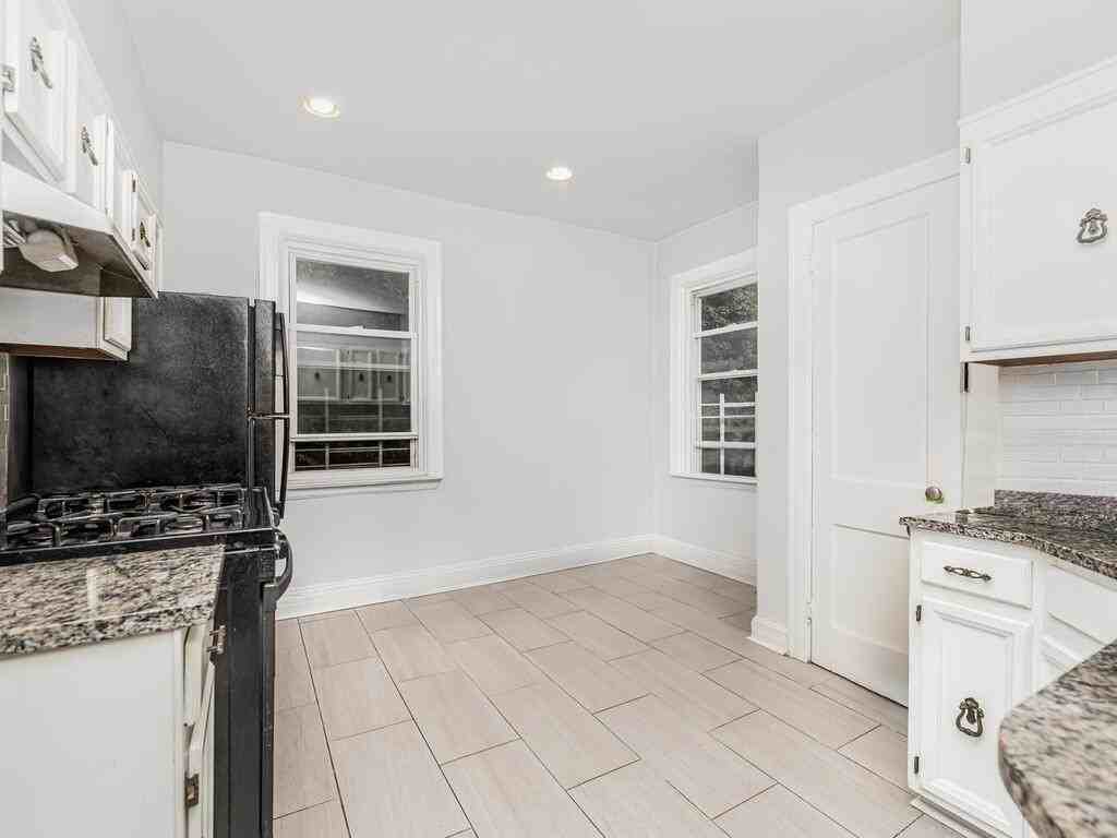 48 Tibbetts Rd - Photo 2 of 10