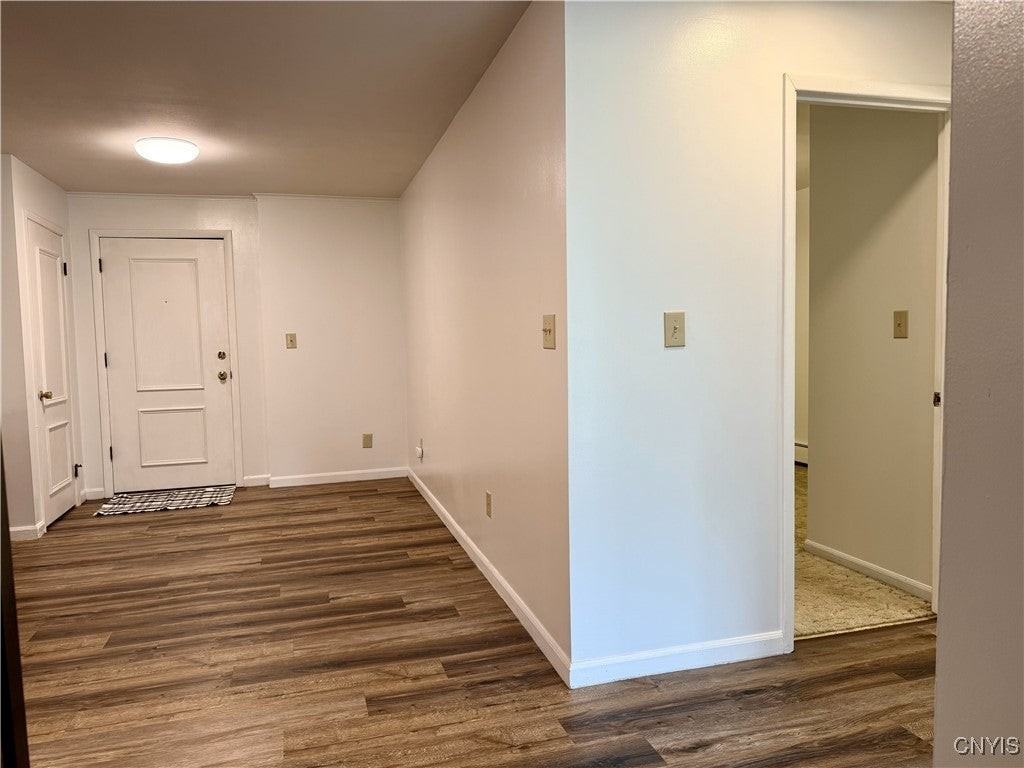 7112 New Yorker Ave - Photo 6 of 24