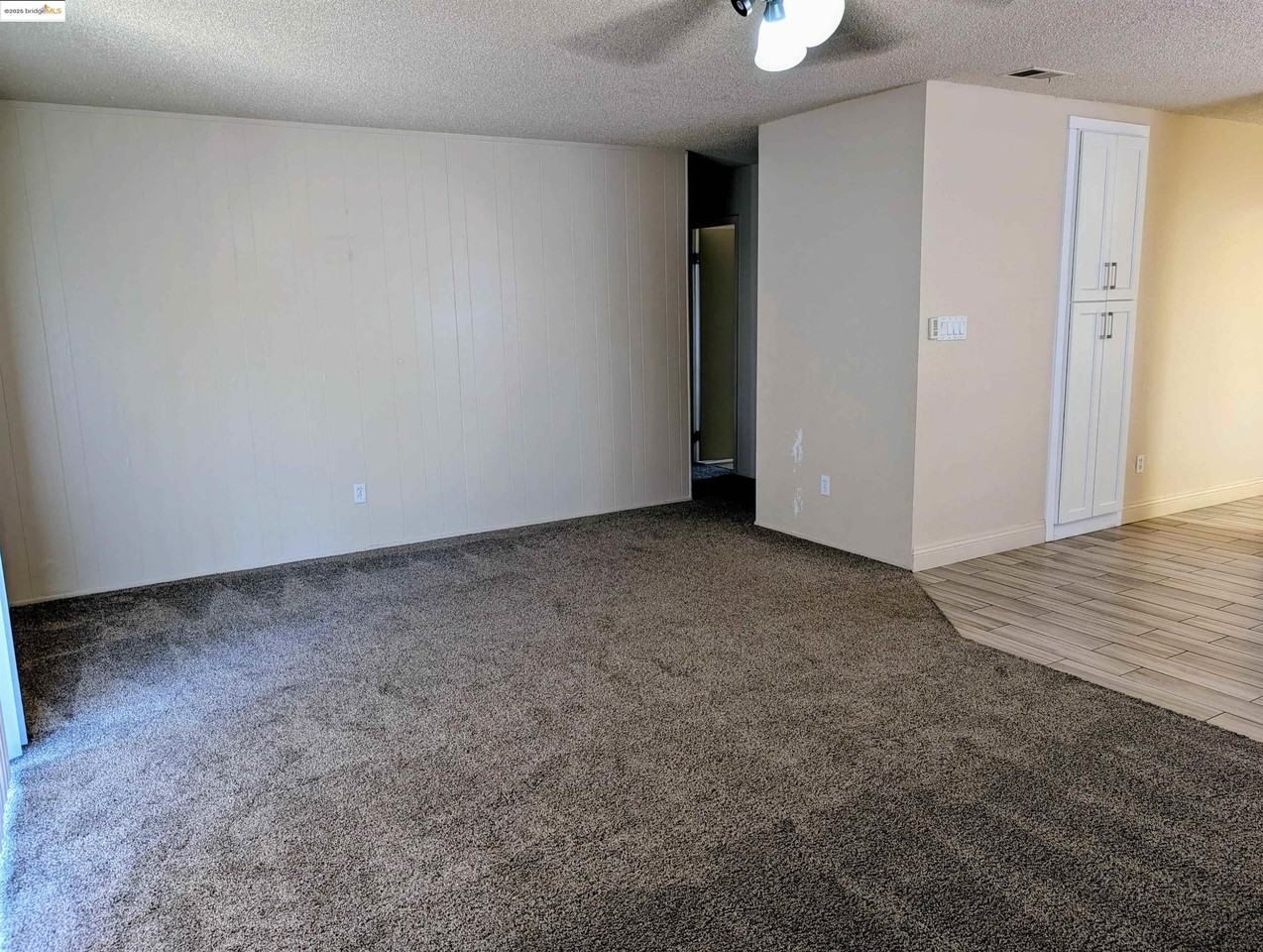 4958 Driftwood Ct - Photo 7 of 16