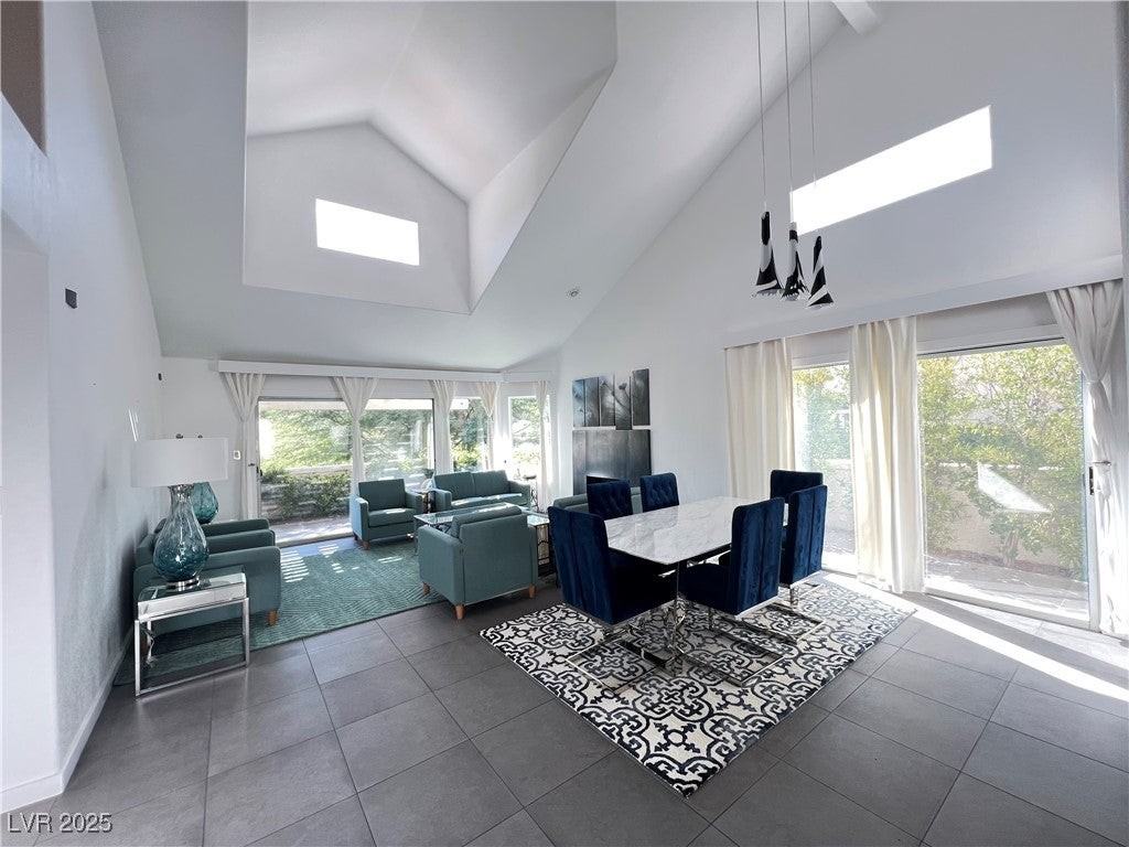 7049 Big Springs Ct - Photo 5 of 29