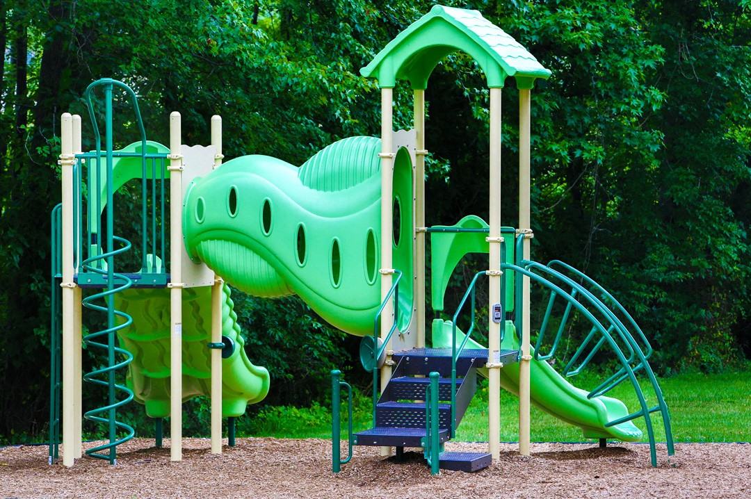 Bedford and Victoria Station Apartments - Photo 6 of 141