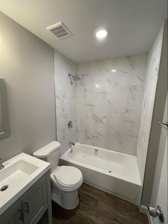 Chelsea Apartments - Photo 6 of 14