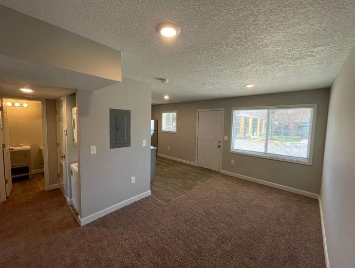 Chelsea Apartments - Photo 7 of 11