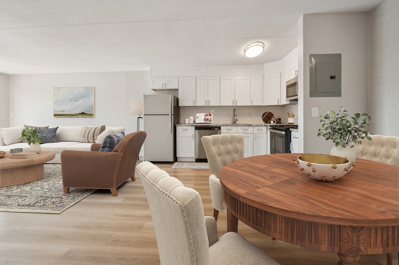 Eagle Rock Apartments at MetroWest - Photo 3 of 24