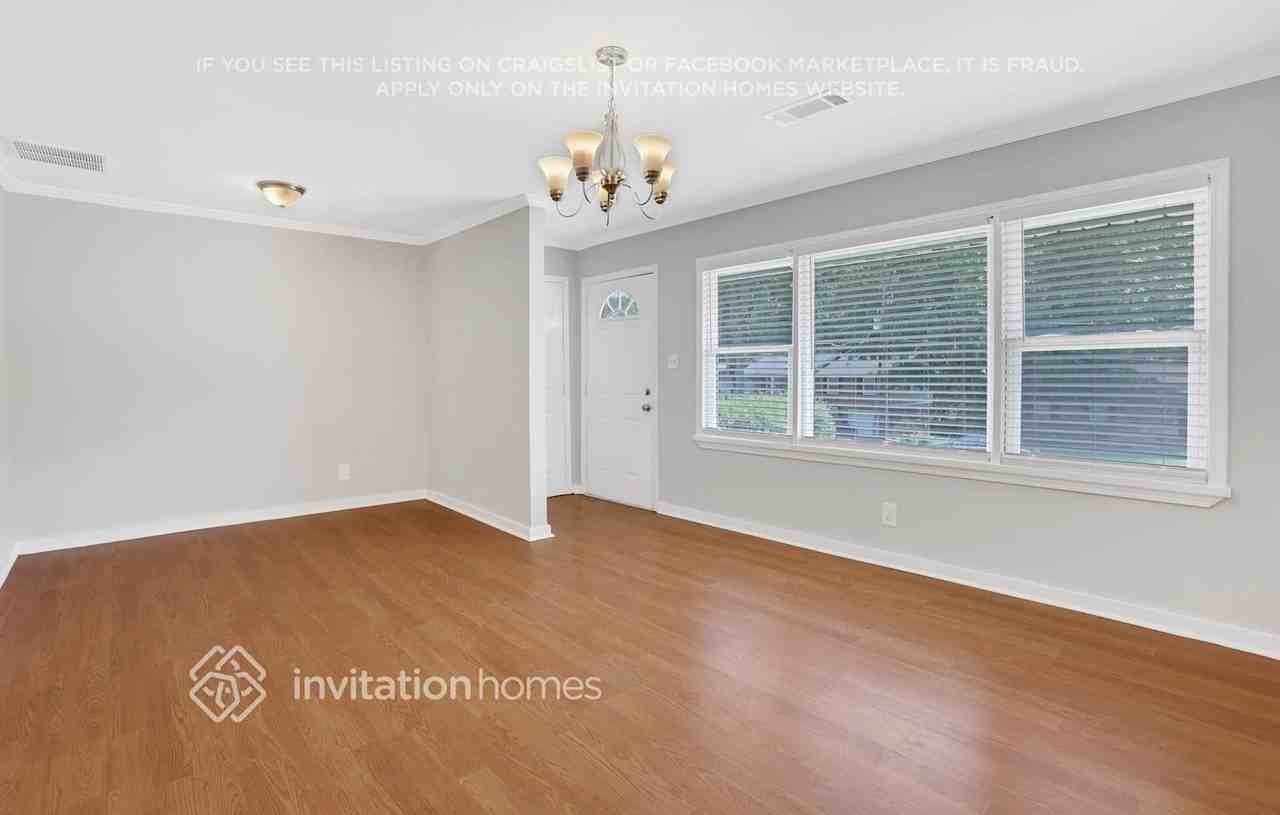 4086 Snapfinger Way - Photo 3 of 24