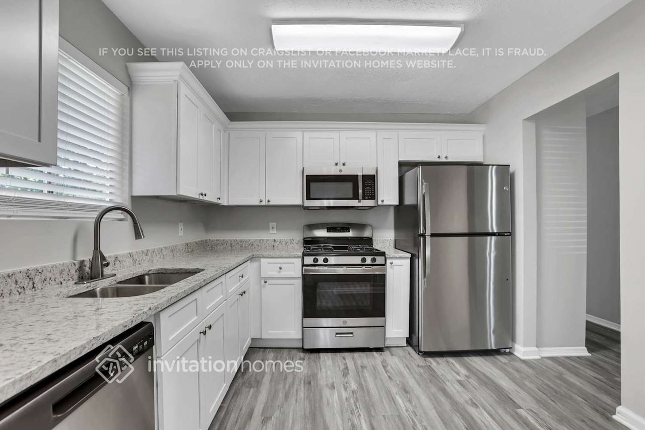 2211 Doral Ct Sw - Photo 7 of 22
