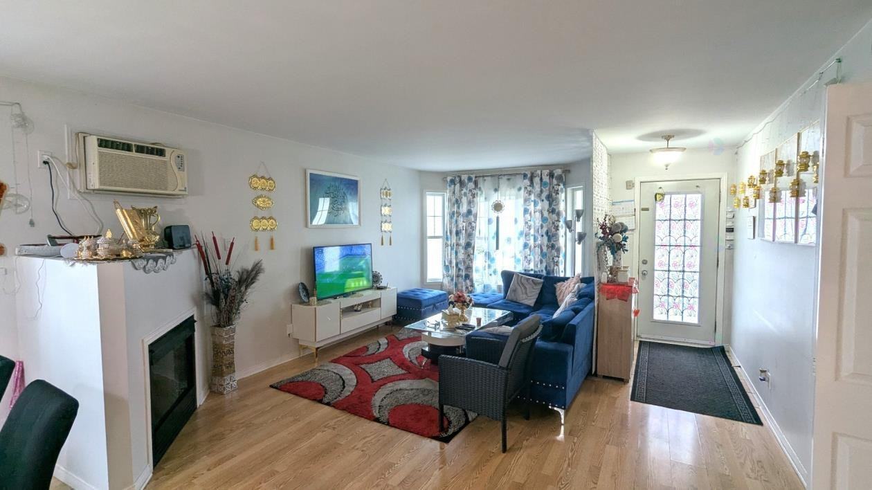 6958 Boulevard Notre-Dame - Photo 3 of 8