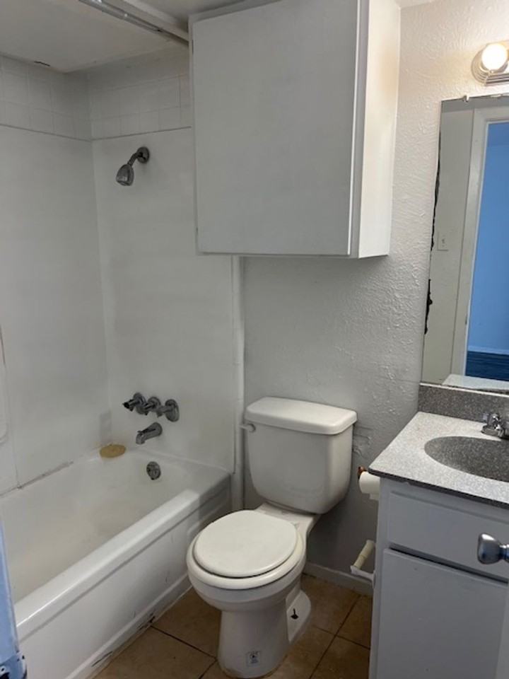 Sycamore Tree Condominiums - Photo 3 of 15