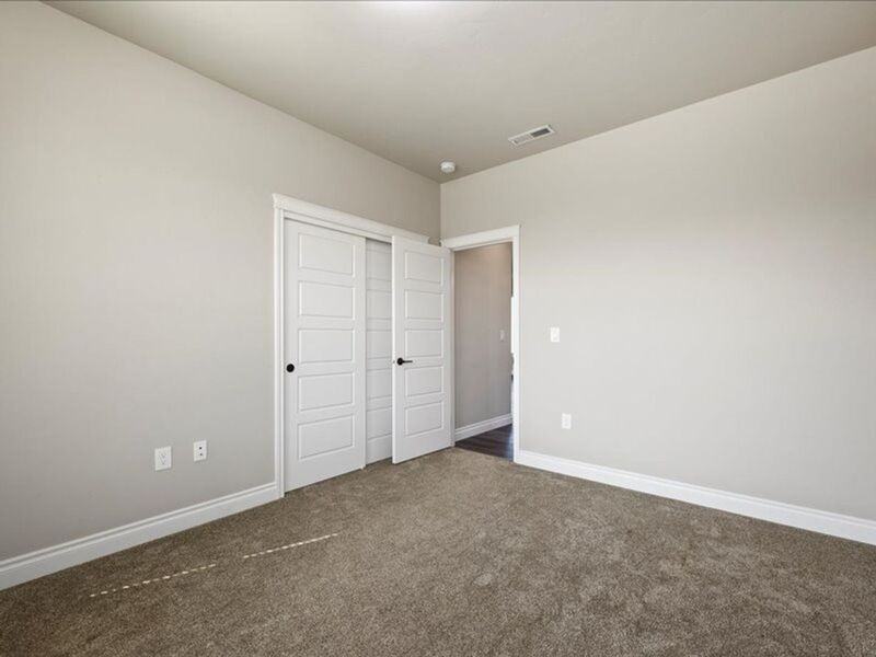 1615 Palermo Ave - Photo 5 of 27