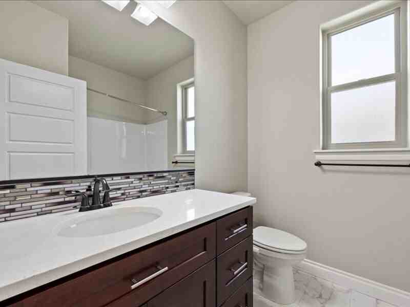 1615 Palermo Ave - Photo 6 of 27