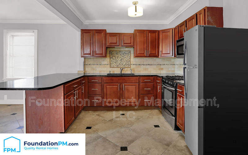 1840 Manila Ave - Photo 3 of 23