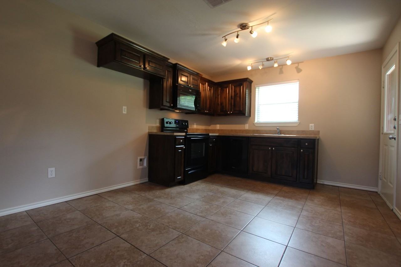 16016 Fm 16 W - Photo 5 of 16