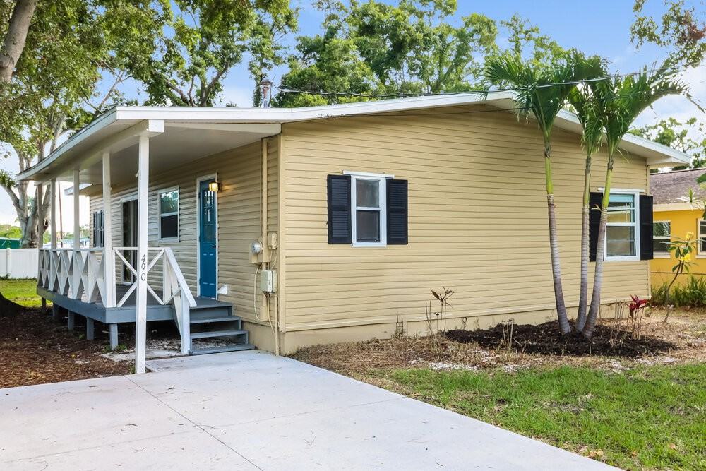 490 Stremma Rd - Photo 3 of 16