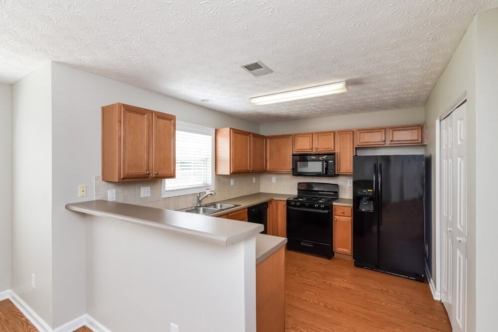 3088 Heatherbrook Trce - Photo 6 of 14