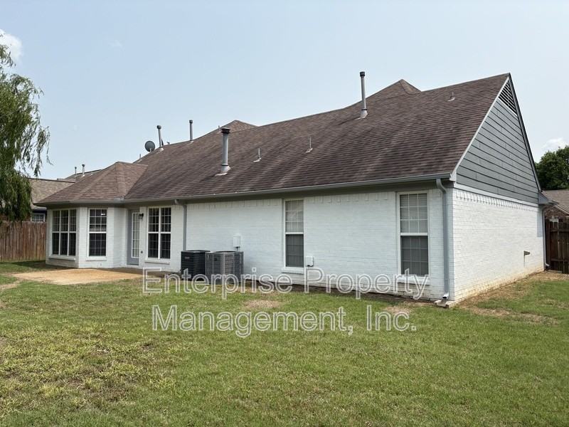 11556 Milton Meadows Dr - Photo 5 of 35