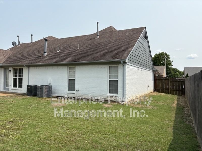 11556 Milton Meadows Dr - Photo 6 of 35