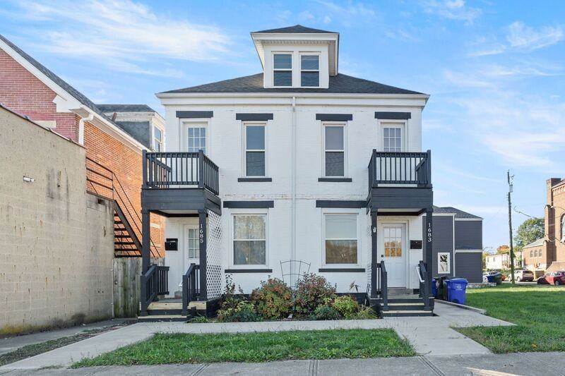 1685 E Main St - Photo 2 of 21