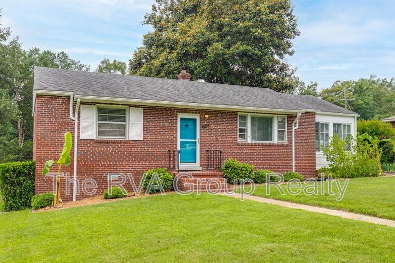 6325 Glyndon Ln - Photo 3 of 35