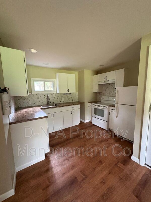 307 Cabin Ln - Photo 2 of 6