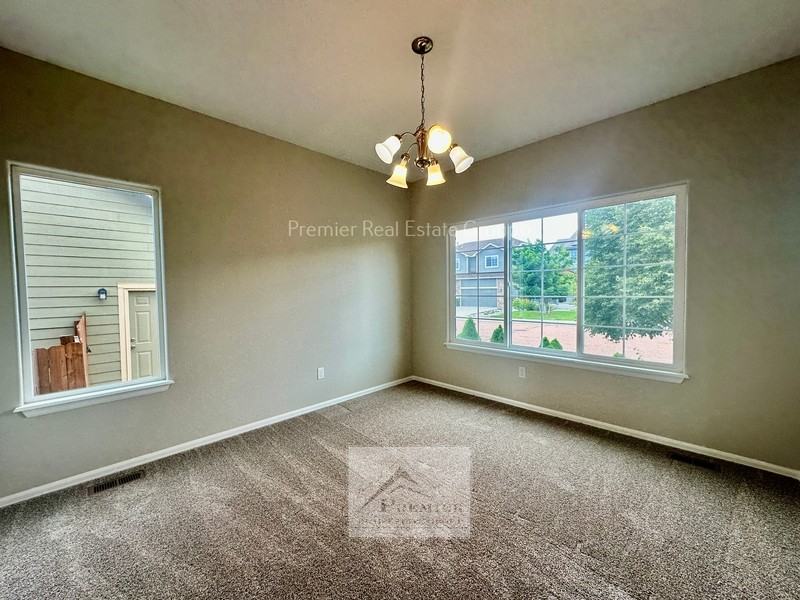 4873 San Amels Way - Photo 7 of 20