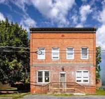 featured image of 253 N Augusta Ave #1