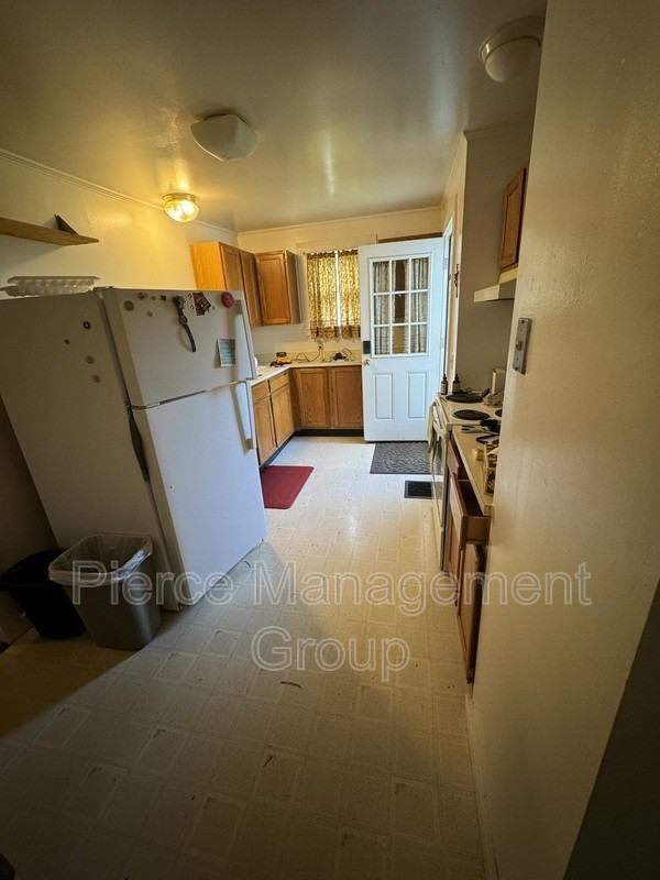26 Elm St #1 - Photo 3 of 5