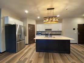 Bridge Plaza Apartments - Photo 1 of 1