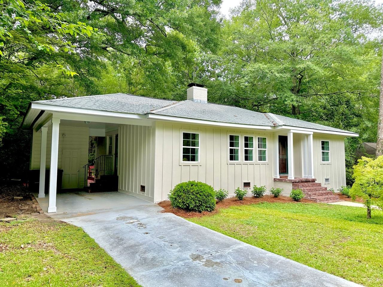 348 Bowden Dr - Photo 2 of 35