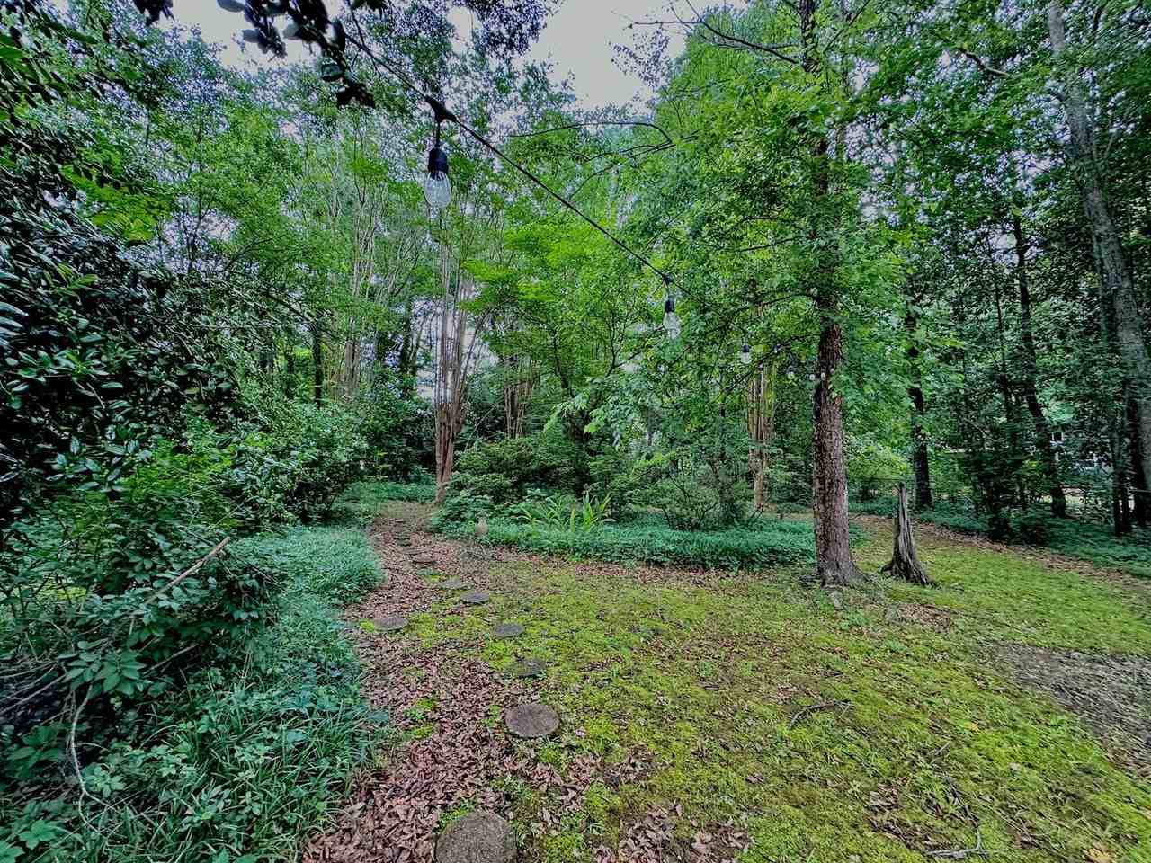 348 Bowden Dr - Photo 7 of 35