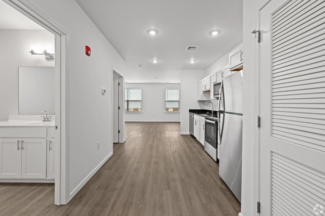 Steel Works Apartments - Photo 4 of 22