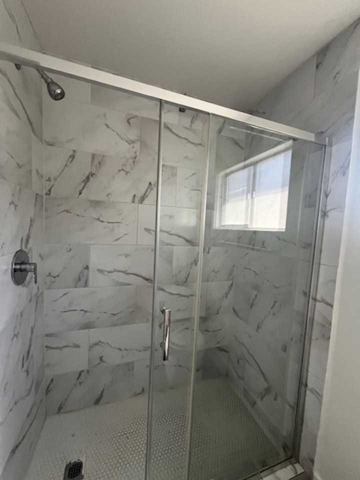 CABANA APARTMENTS - Photo 4 of 7