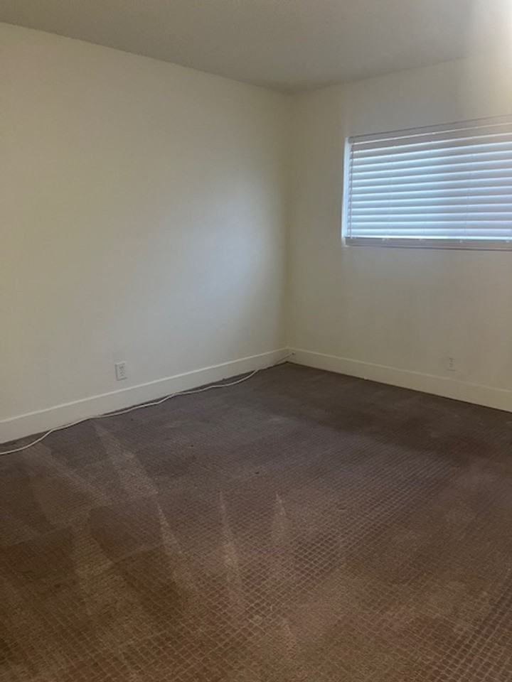 CABANA APARTMENTS - Photo 7 of 7