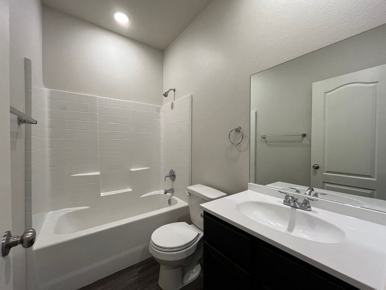 917 Martin St - Photo 7 of 27
