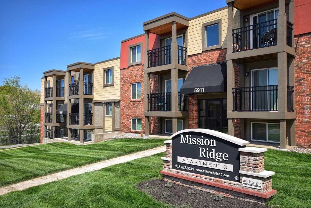 48-01 Mission Ridge - Photo 7 of 12