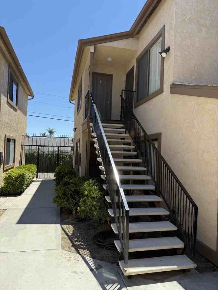 4455 & 4465 Cherokee Avenue - Photo 2 of 50