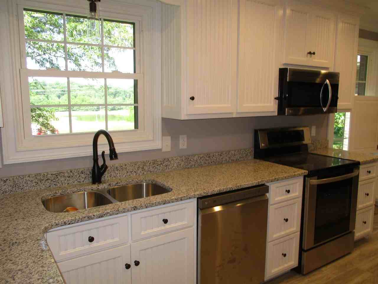 1131 Warfield Blvd - Photo 5 of 23