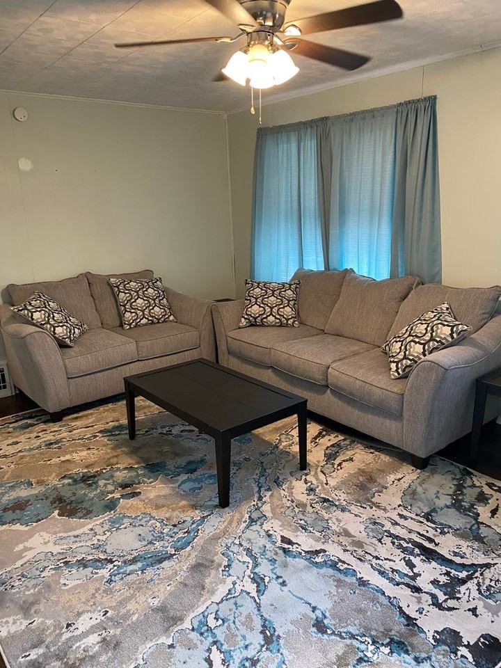 251 Victory Dr - Photo 2 of 6