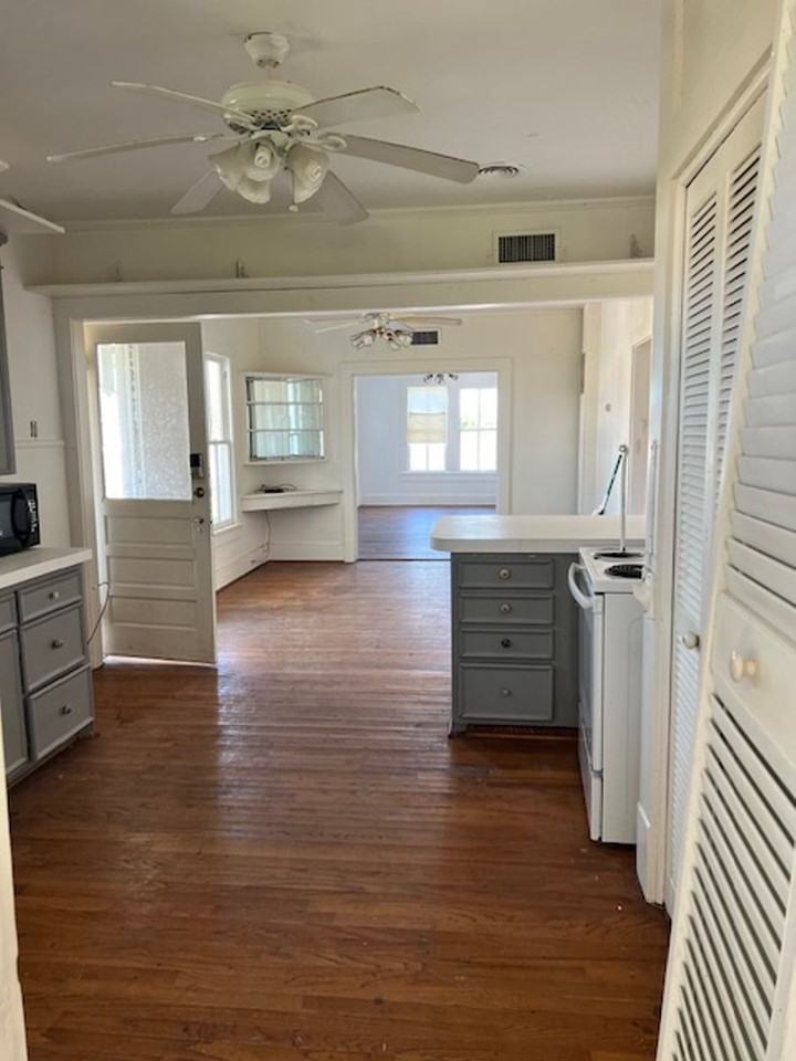 20748 Highway 60 S - Photo 2 of 9