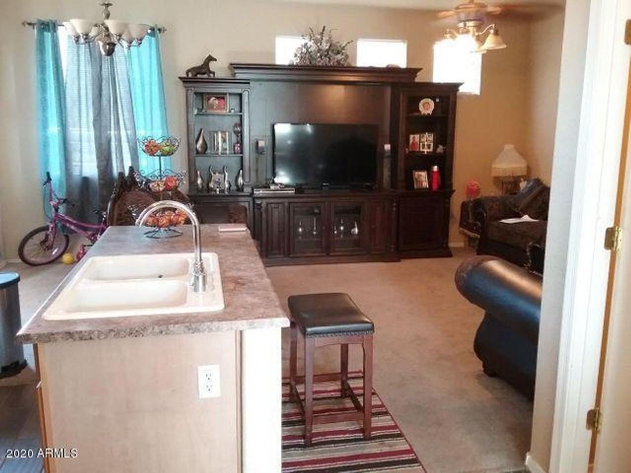 4909 S 15th Pl - Photo 2 of 14