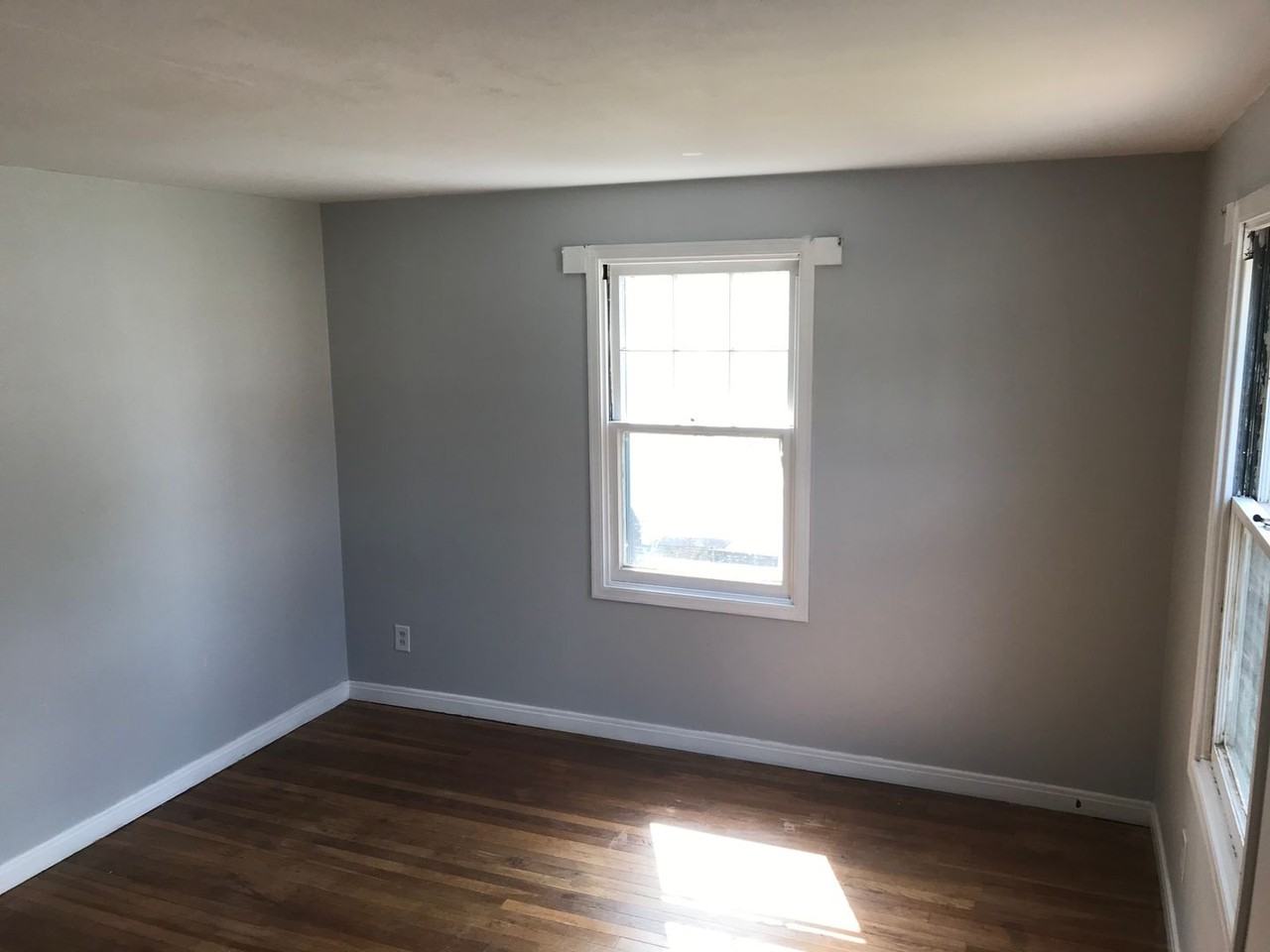 2228 E Keys Ave - Photo 2 of 8