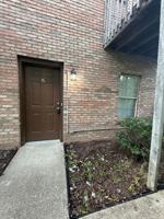 featured image of 13 Crescent View Dr