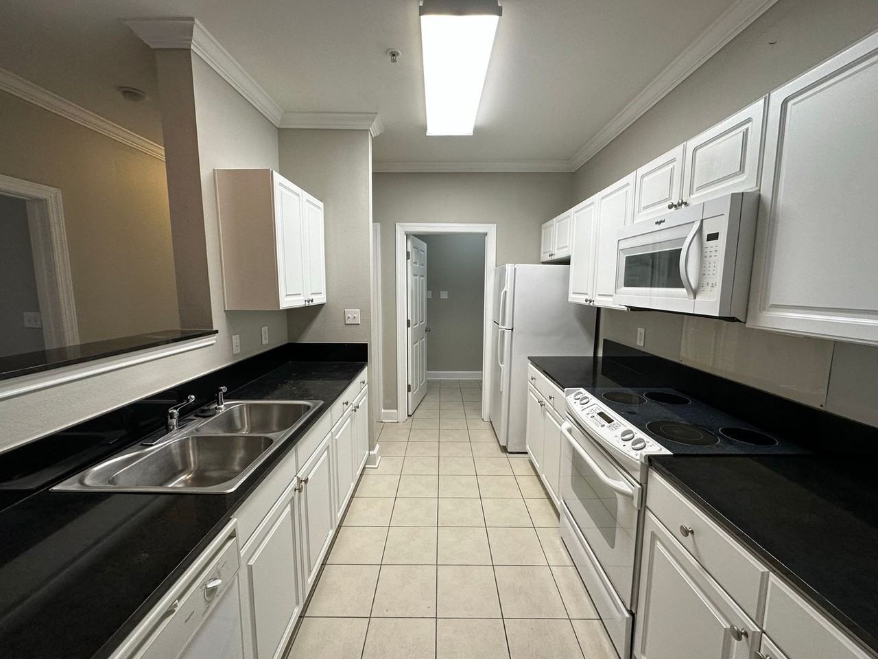450 Park Ave #104 - Photo 3 of 15