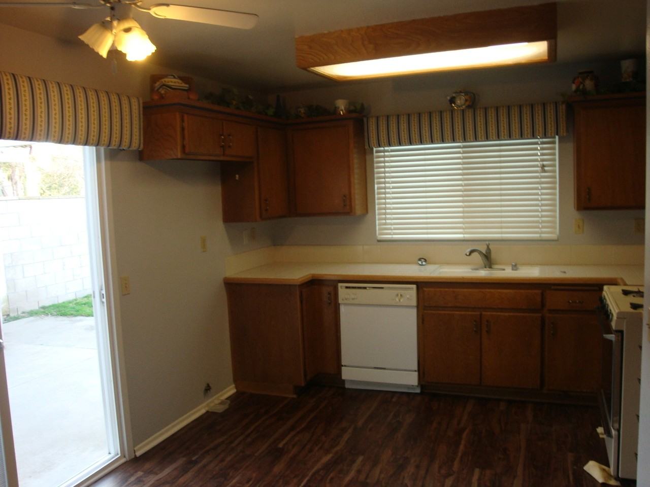 3833 Antelope Creek Dr - Photo 3 of 7