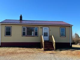 featured image of 1380 Clover Rd