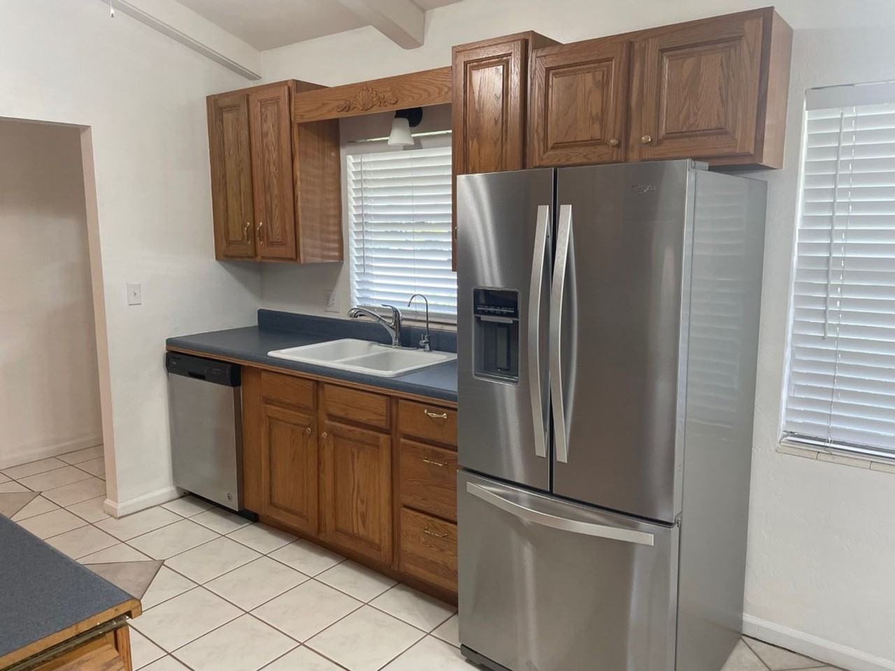 2526 Nw 54th Blvd - Photo 3 of 21
