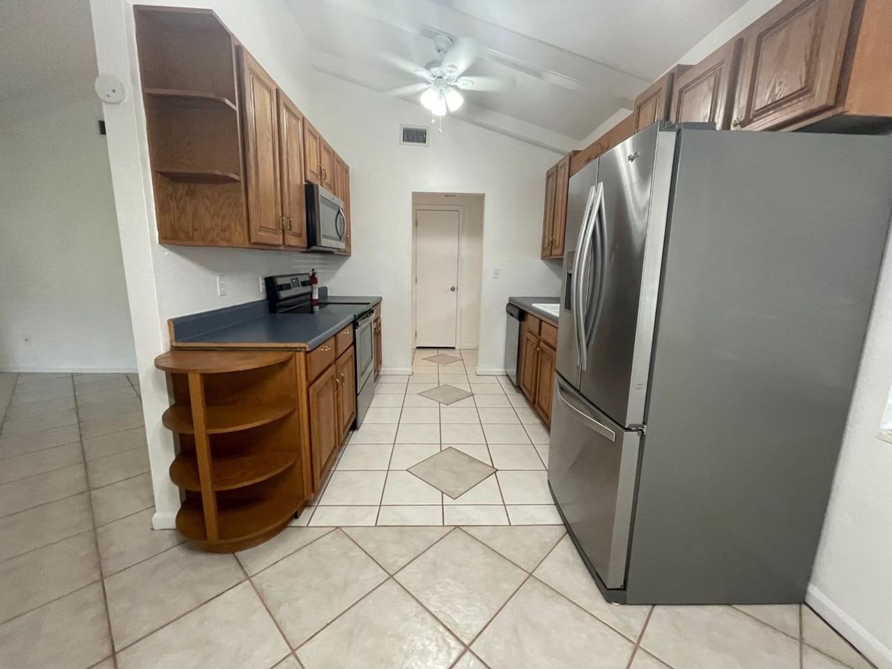 2526 Nw 54th Blvd - Photo 5 of 21