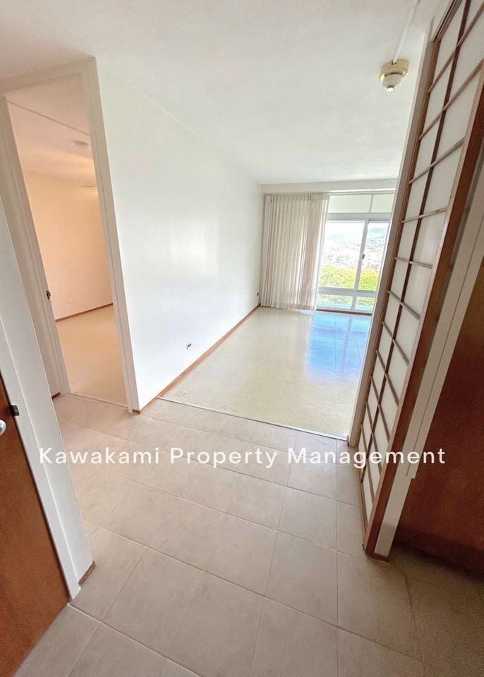1515 Nuuanu Ave #1852 - Photo 2 of 21